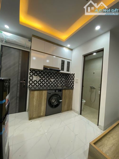 BÁN CCMNI NGÃ TƯ SỞ - THANH XUÂN  VÀI CỤC MÉT RA PHỐ 80M2 GIÁ 18.. TỶ. - 5