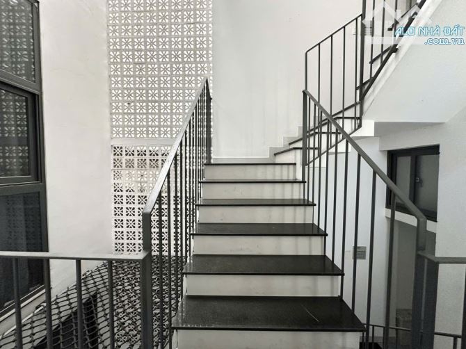 HXH Lê Quang Định - 110m2 - 5 tầng - nhỉnh 16 tỷ - dòng tiền hơn 700 triệu / 1 năm - 5