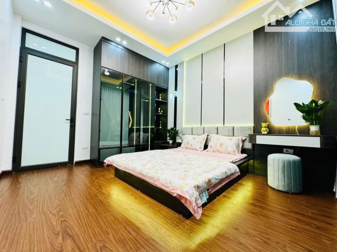 Bán nhà chiều khúc 25)33m2 mặt tiền 3,5 m - 6