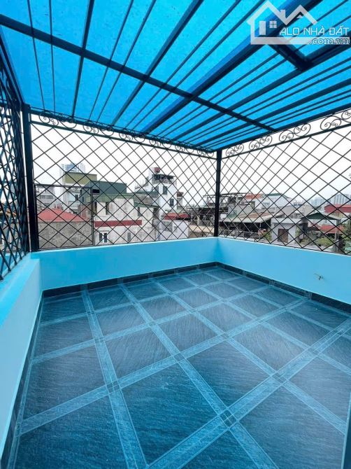 Bán Gấp Nhà Tây Sơn 45m2-Nhỉnh 11 tỷ-Lô Góc -Ngõ Thông 30m Ra Phố -Dân Trí Cao - 7