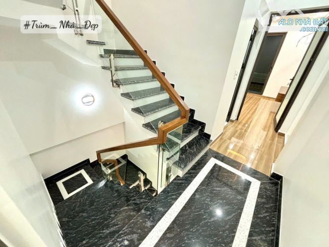 Nhà đẹp xây mới Tuyến 2 khu phân lô cao cấp Lê Hồng Phong. 40m2 x 4T. Hướng TTT - 7