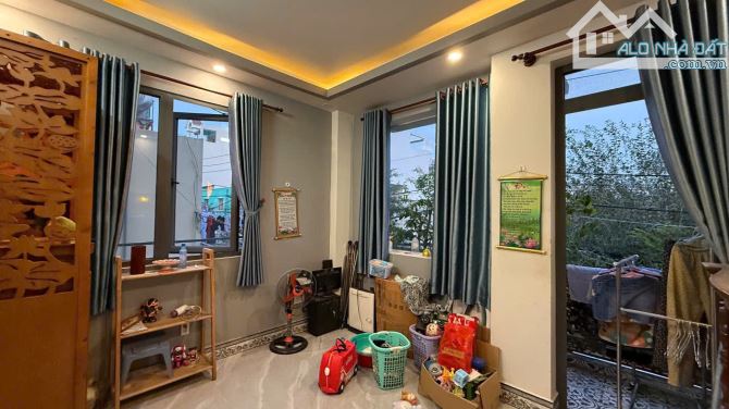 🏡🏡 ĐẸP LUNG LINH - LÔ GÓC THOÁNG MÁT - HẺM XE TẢI TRÁNH - BÌNH TÂN - 9