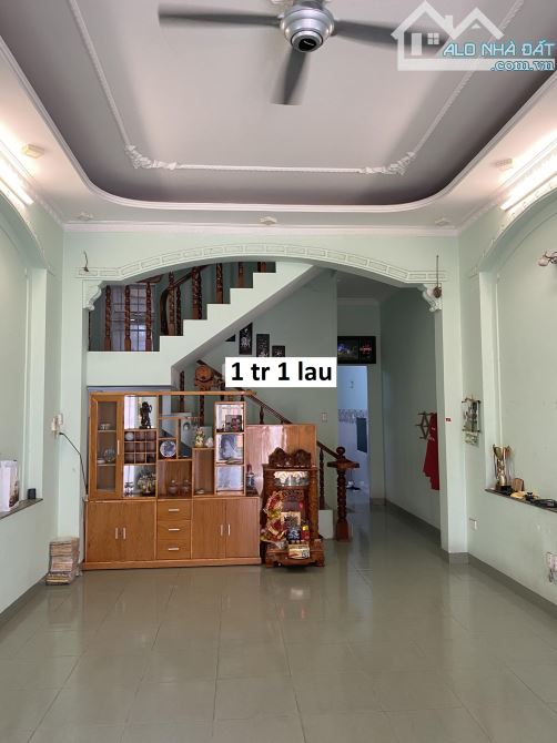 Bán nhà 1 trệt 2 lầu đường 30/4 phường Rạch Dừa ,DT 89m2 giá 5.9 tỷ gần khu CN Đông Xuyên