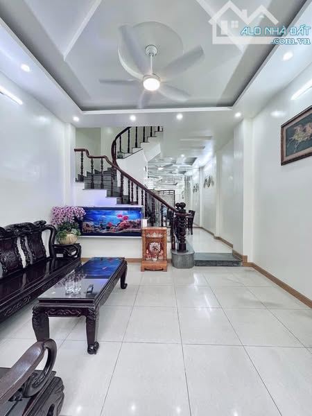 🏠Nhà Quang Trung - Gò Vấp - Xe hơi ngủ - 4 Tầng - 45m2 - Gần mt đường số - Giá 6 tỷ Nhỉnh