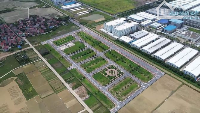 SÁT KCN 314 HA- ĐƯỜNG 30M- MT 5M- DT 100M2- DŨNG LIỆT GREEN CITY- CHỈ 2x TR/ M2!