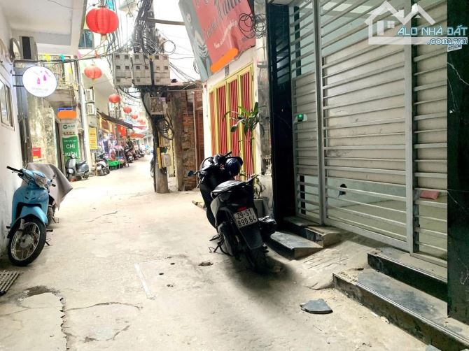 Sổ Đỏ tên tôi bán nhà LÊ QUÝ ĐÔN-NGUYỄN CAO 20m ra phố ngõ 2.8m 48m2 6.22 TỶ