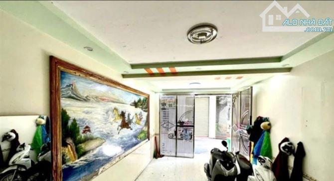 Bán nhà Trần Nguyên Hãn, Nghĩa Xá, Lê Chân, 5 tầng, 50m2, chỉ 5.5tỷ - 1