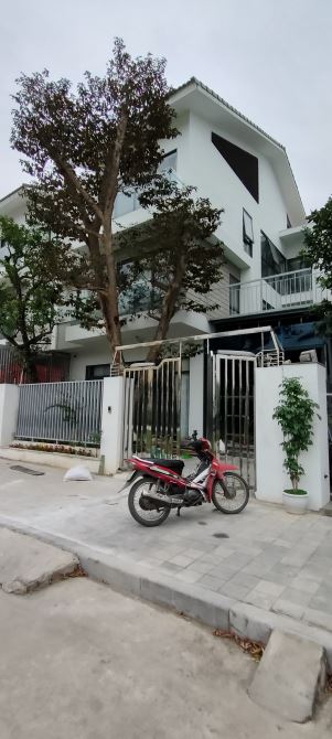 Cho thuê biệt thự Đô Nghĩa Hà Đông, Dt 200m x 3,5T, mt 12 nhà mới đẹp giá 32 triệu - 1