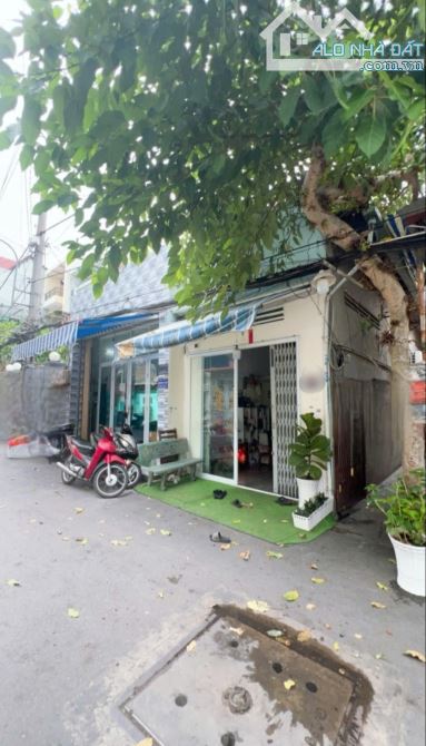 Ngộp Bank - 1 trục Lê Văn Thọ - HXH 6m Thông, 105M2 Vuông A4 - 1