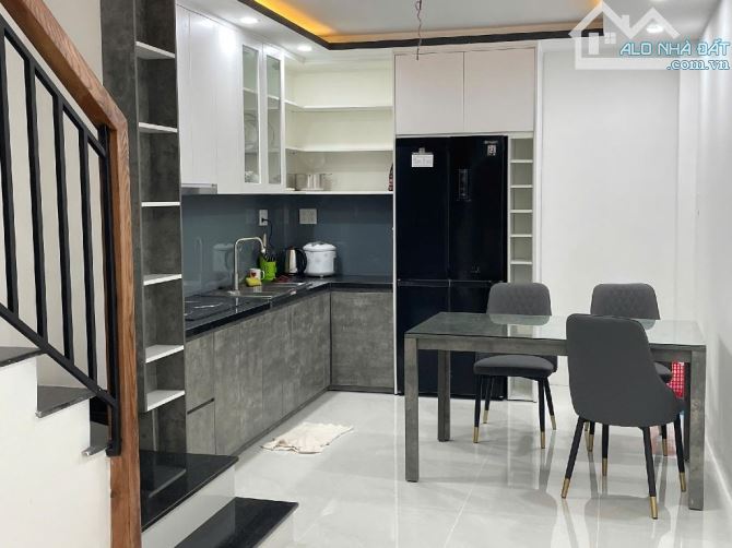 KHU VIP 7B Thành Thái, Quận 10 . dt,42m2 .9.xtỷ - 1