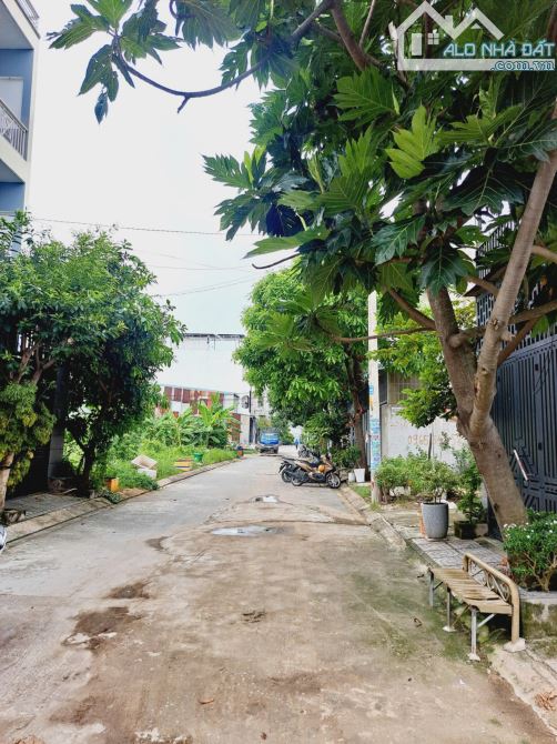 Bán lô đất diện tích lớn 1.43 Ha Quy hoạch thổ cư, gần Mặt tiền Nguyễn Duy Trinh đường 8M - 1
