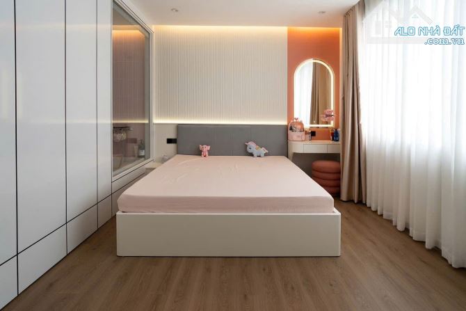 Bán nhà mặt tiền vị trí đẹp nhất phố biển Quy Nhơn - 1