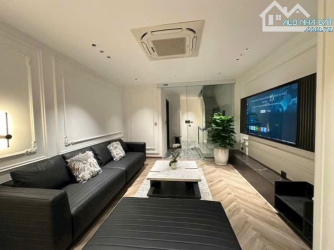 BÁN GẤP NHÀ HOÀNG NHƯ TIẾP - LONG BIÊN 48M x 7T, ÔTÔ, THANG MÁY, FULL NỘI THẤT. NHỈNH 9 TỶ - 1