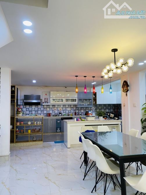 Biệt thự mini Quận 7, đường nguyễn thị thập