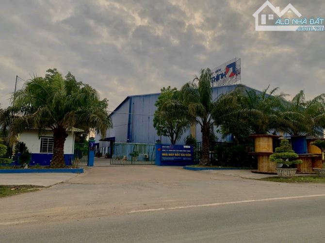 bán nhanh lô đất 10m ngang mặt tiền đường nhựa 450triệu đường tỉnh lộ 2 - 1
