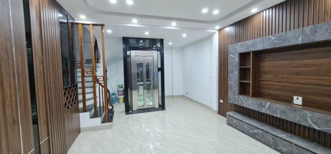 Bán nhà Bồ Đề,Long Biên 6 tầng,40m,mt4.5m gần oto,thang máy nhỉnh 8 tỷ - 1