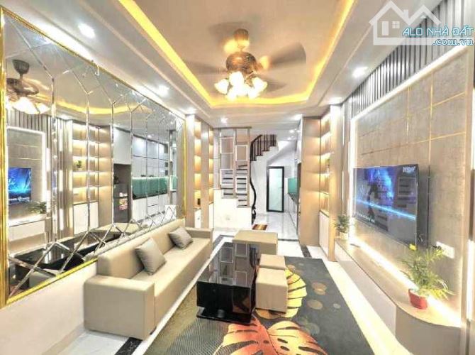 NHÀ GIANG VĂN MINH PHỐ VIP BA ĐÌNH KD, Ô TÔ THANG MÁY 40M X 7 TẦNG MT 4M 15 TỶ - 1