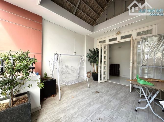 NHÀ MỚI ĐẸP! HẺM XE HƠI THÔNG QPN 5TẦNG 43M2 - 1