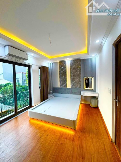 Sổ Đỏ tên tôi bán nhà LÊ QUÝ ĐÔN-NGUYỄN CAO 20m ra phố ngõ 2.8m 48m2 6.22 TỶ - 1