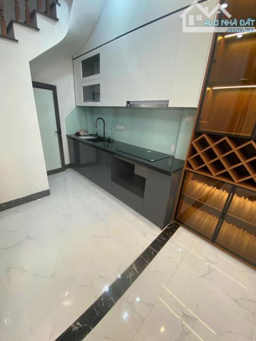 Bán nhà Phố Xuân Thủy,mới, 2 thoáng, ngõ nông,35m*5T*mt4.3*7.xở Sướn - 1