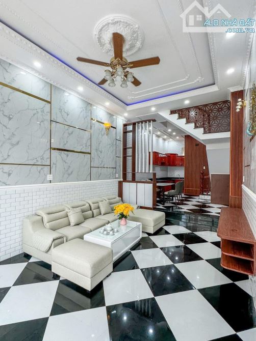 NHÀ 4 TẦNG - MỚI, KIẾN TRÚC TUYỆT ĐẸP MẶT TIỀN ĐƯỜNG NGUYỄN VĂN TRỖI,TO CAO NHẤT TUYẾN - 2