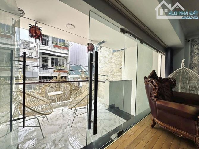 BÁN BIỆT THỰ 7 TẦNG- ĐẶNG VĂN NGỮ- Q.PHÚ NHUẬN- 100M2(5.7x17.5)- 6PN- ĐƯỜNG 8M- GARA ÔTÔ - 3