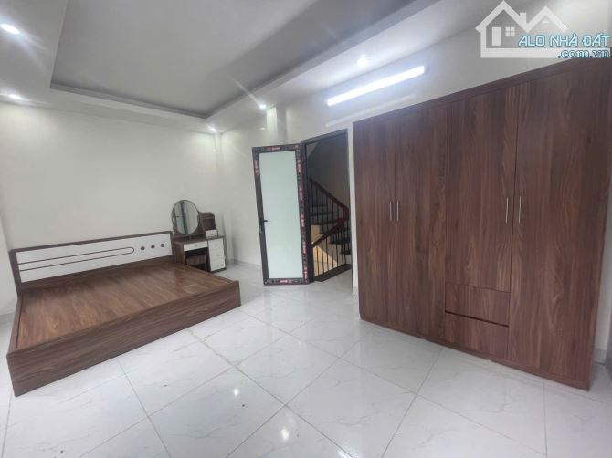 Bán nhà Phúc Lợi, Long Biên,lô góc, thang máy, garo ô tô 60m2 chỉ 7 tỷ hơn - 2