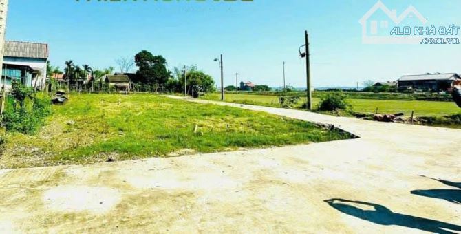 Quảng Phước 2 mặt tiền - Cạnh trường tiểu học và mầm non, khu đông dân cư giá 350tr - 2