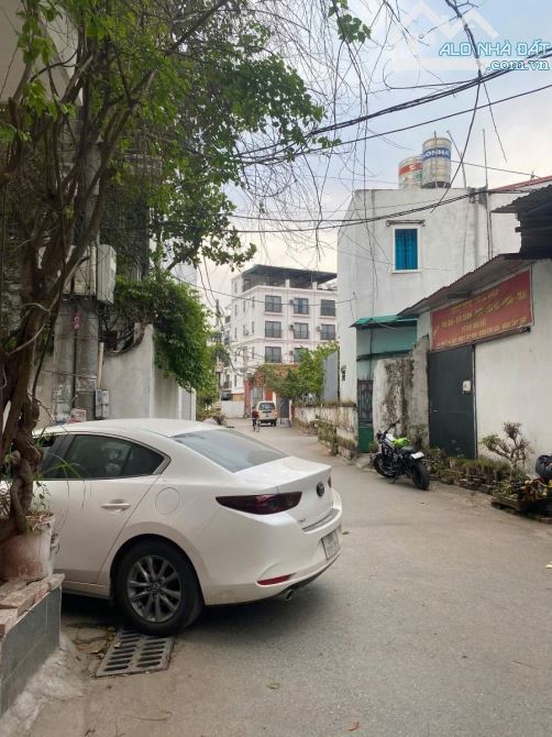 BÁN ĐẤT KINH DOANH CỰ KHỐI LONG BIÊN  48m , MT 6.3 M Ô TÔ THÔNG KINH DOANH, VỈA HÈ - 2