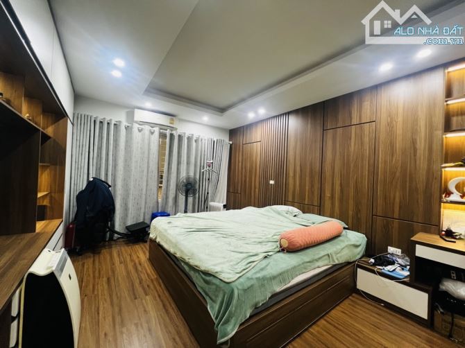 🏡 CẦN BÁN NHÀ HAI BÀ TRƯNG HÀ NỘI - NHÀ ĐẸP MÊ LY- 10M RA Ô TÔ - 5 TẦNG - 3 NGỦ MASTER - - 2