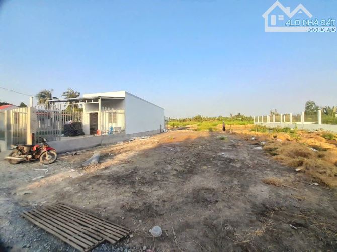 Hàng thơm, 500m2 đất vườn 12.5 x 37m, view sông cực đẹp, 499 tr - 2