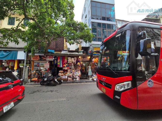 Bán nhà mặt phố Lương Văn Can, Hoàn Kiếm – Trung tâm phố cổ, trái tim của Thủ đô