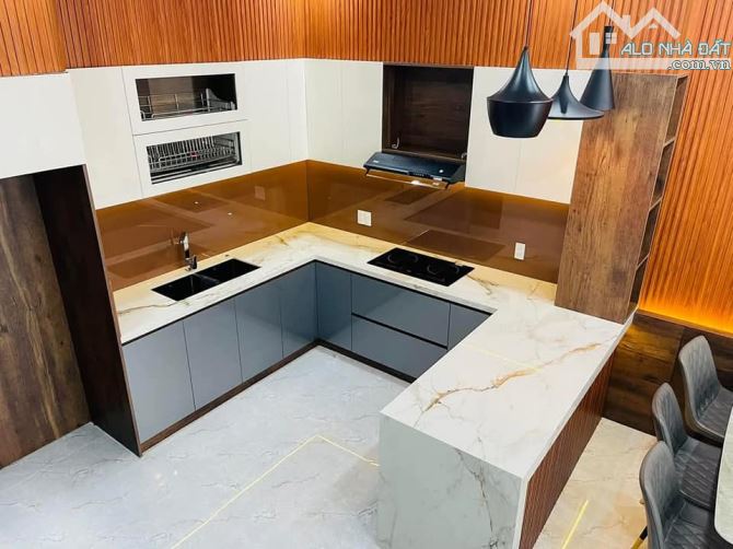 Siêu hót!Nhà Mễ TRÌ Hạ, DT35m2X3.8mt. Nhà quan lộc-Hiếm-Sổ vuông đẹp.Chỉ 5 tỷ hơn - 3