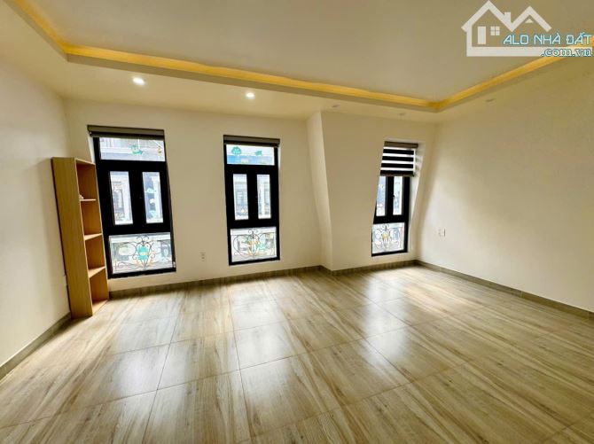 Bán nhà 5 tầng Hoàng Huy Reverside Thượng Lý, Hồng Bàng. Giá chỉ 8,999 tỷ - 3
