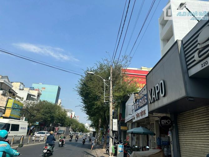 Mặt tiền đường Trường Chinh, diện tích: 73,55m2, giá: 14,2 tỷ - 3