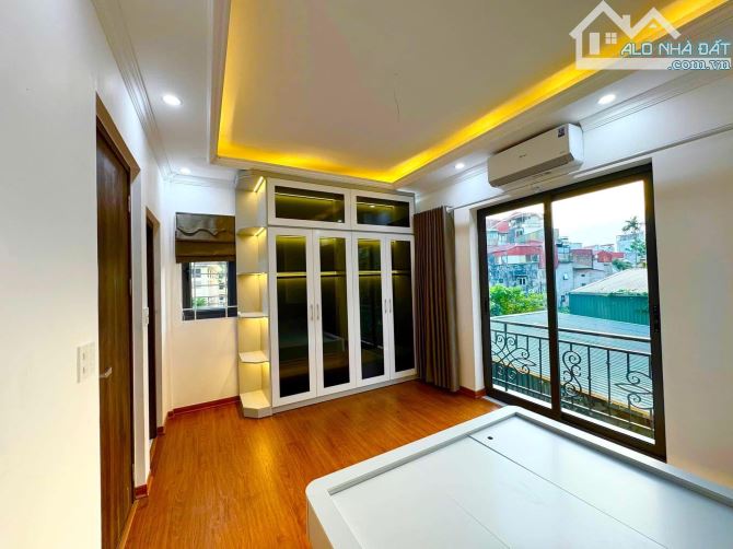 Sổ Đỏ tên tôi bán nhà LÊ QUÝ ĐÔN-NGUYỄN CAO 20m ra phố ngõ 2.8m 48m2 6.22 TỶ - 3