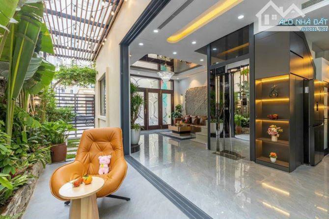 Cần bán gấp nhà HXH đường CẦU DIỄN  - TỪ LIÊM, DT40m2 X 4MT., Giá nhỉnh 6 tỷ 8 hơn - 4