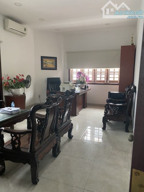 Biệt thự 8x21 lô góc 3 tầng MT Lê Thị Bạch Cát - Lê Đại Hành - 4