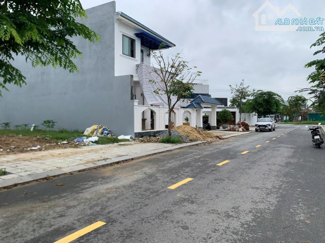 Bán biệt thự 200m2 khu dân cư Phước Thạnh hướng Nam, đất sạch đẹp, SHR giá 4.7 tỷ tl - 4