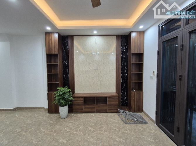 Chủ Sốt Cao , Giá Sốc Căn Nhà 4T x 4 Ngủ Lĩnh Nam Giá hơn 5 Tỷ - 4