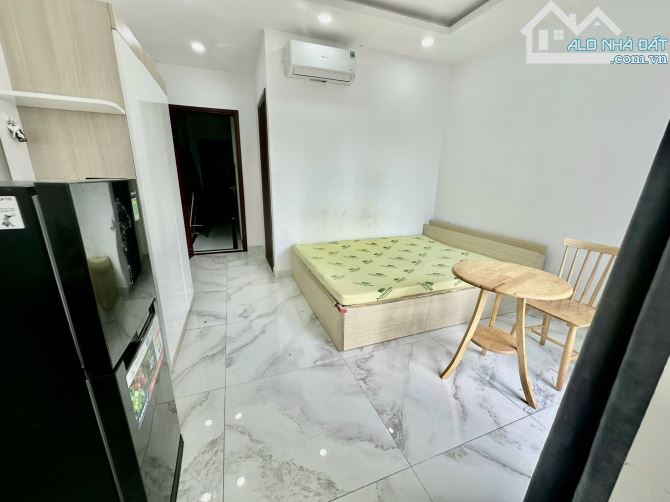 Siêu Phẩm Phòng Đẹp Ban Công Máy Giặt Riêng   🏡Địa chỉ: Nguyễn Văn Thương- Bình Thạnh - 4