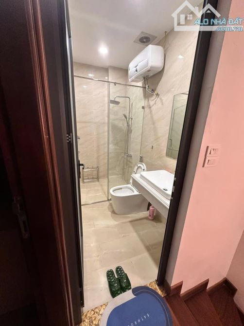 Cho thuê nhà nguyên căn tại ngõ 209 Đội Cấn, Ba Đình, 35m, 4 ngủ, full nội thất - 4