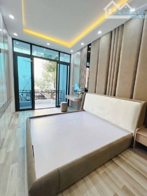 siêu phẩm minh khai- khu phố vip - vị trí đẹp- ô tô đỗ cửa - kinh doanh - an sinh đỉnh - 4