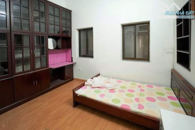 Cho thuê nhà ngõ 1 phố Nghĩa Tân. Dt 70m2 x 4 tầng mặt tiền 5m, đủ nội thất ĐH, NL, Bếp... - 5