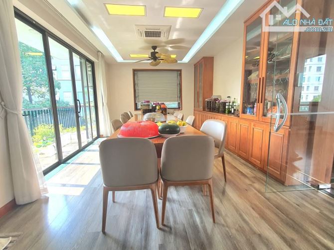 BIỆT THỰ SIÊU VIP 310×M5T, MT 15M, KHU ĐÔ THỊ DỊCH VỌNG - NHÀ ĐẸP, THANG MÁY - KINH DOANH - 5