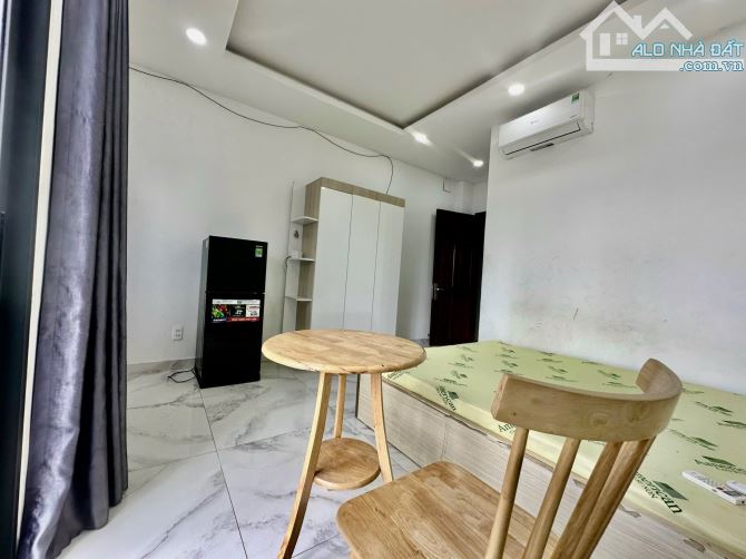 Siêu Phẩm Phòng Đẹp Ban Công Máy Giặt Riêng   🏡Địa chỉ: Nguyễn Văn Thương- Bình Thạnh - 5