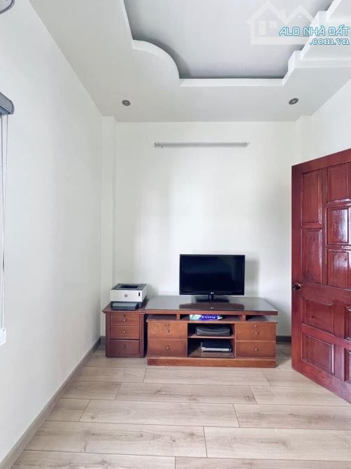 🏠Nhà Quang Trung - Gò Vấp - Xe hơi ngủ - 4 Tầng - 45m2 - Gần mt đường số - Giá 6 tỷ Nhỉnh - 6