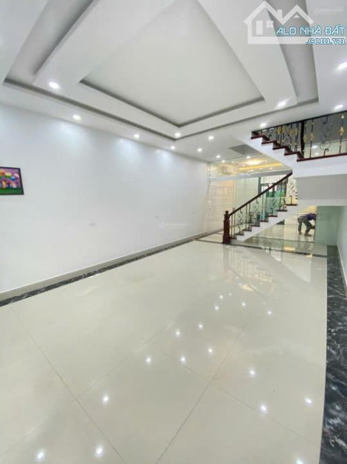 Cho thuê nhà tại Hoàng Huy Mall , 75m2, 4 tầng, 4 ngủ full 25 triệu - 7