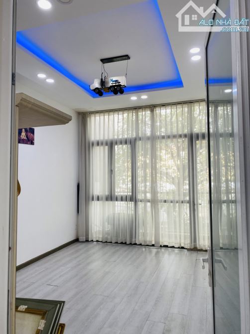 Biệt thự mini Quận 7, đường nguyễn thị thập - 5