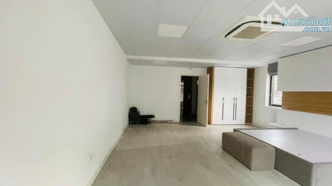 Bán nhà mặt Ngõ Hoàng Quốc Việt , 62m2, 5 tầng ,mặt tiền 10m, ô tô tránh ,kd , nhỉnh 17 tỷ - 7